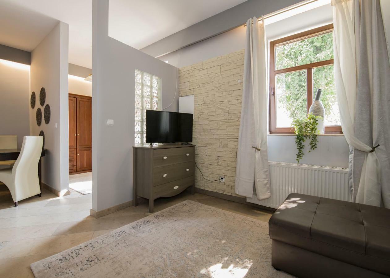 Apartamenty Na Warszawskiej Sieradz Eksteriør bilde