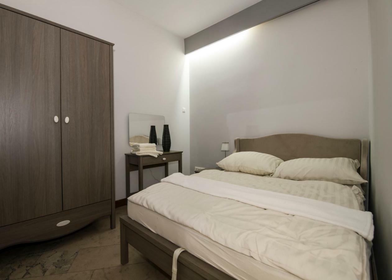 Apartamenty Na Warszawskiej Sieradz Eksteriør bilde
